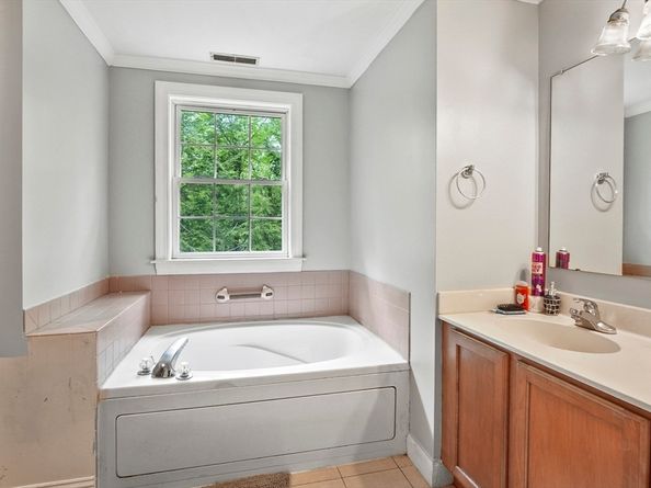 28 Hay Road, Ashburnham MA 01430