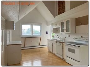 13 Portland St 4, Lynn MA 01902