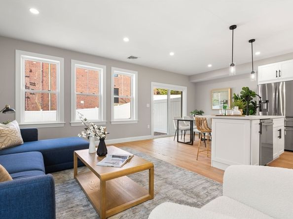 9 Vine 1, Weymouth MA 02188