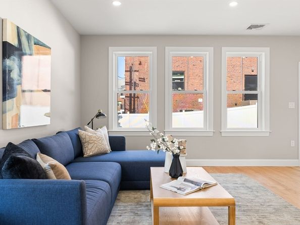 9 Vine 1, Weymouth MA 02188