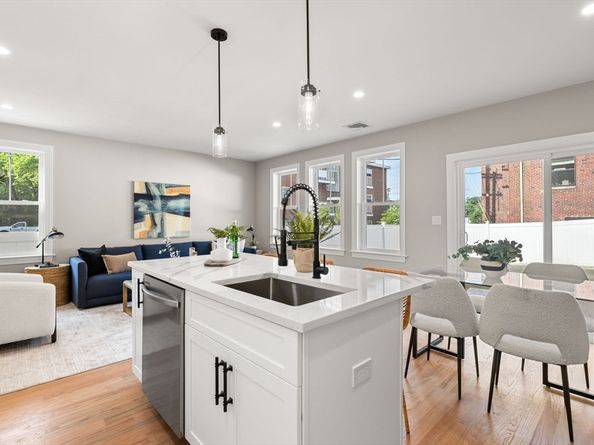 9 Vine 1, Weymouth MA 02188