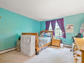 128 High St, Rochester MA 02770