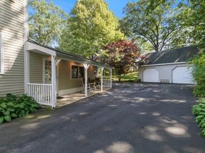 13 Laurel Rd, Newburyport MA 01950