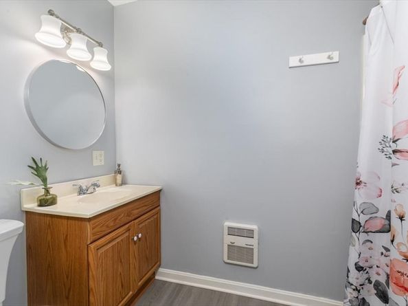 13 Laurel Rd, Newburyport MA 01950