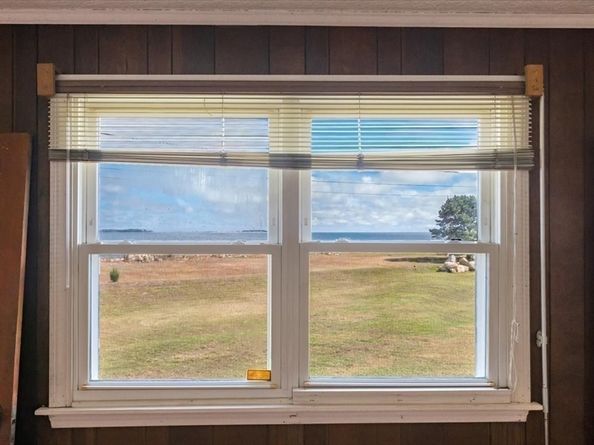 70 Hedge Rd, Plymouth MA 02360