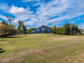 70 Hedge Rd, Plymouth MA 02360