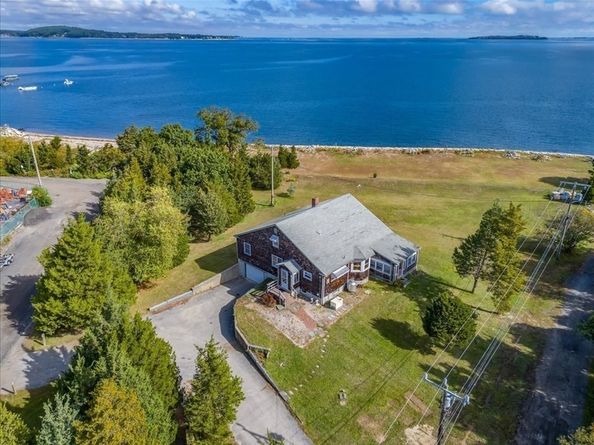 70 Hedge Rd, Plymouth MA 02360