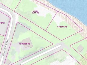 70 Hedge Rd, Plymouth MA 02360