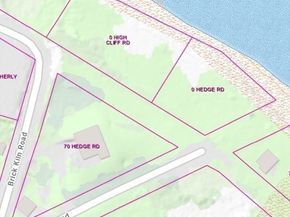 70 Hedge Rd, Plymouth MA 02360