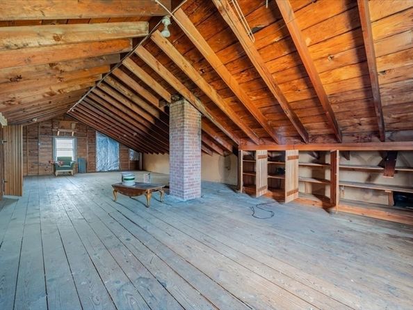70 Hedge Rd, Plymouth MA 02360