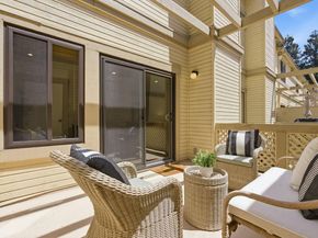 969 La Mesa Terrace G, Sunnyvale CA 94086