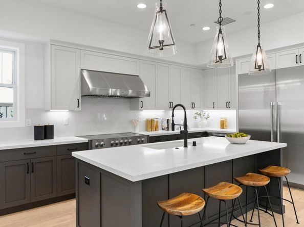 15675 El Gato Lane, Los Gatos CA 95032