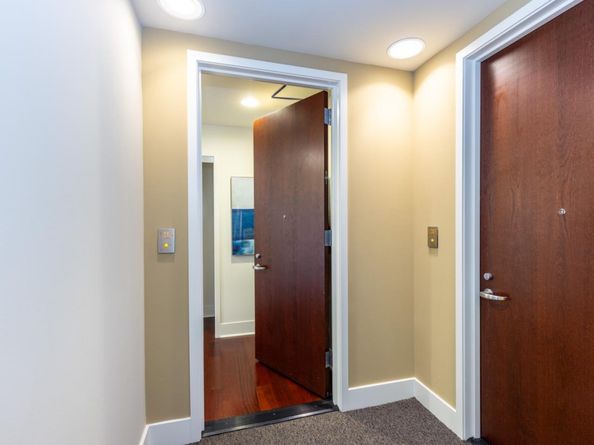 88 E San Fernando Street 1706, San Jose CA 95113