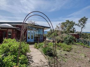 640 Los Trancos Road, Palo Alto CA 94304