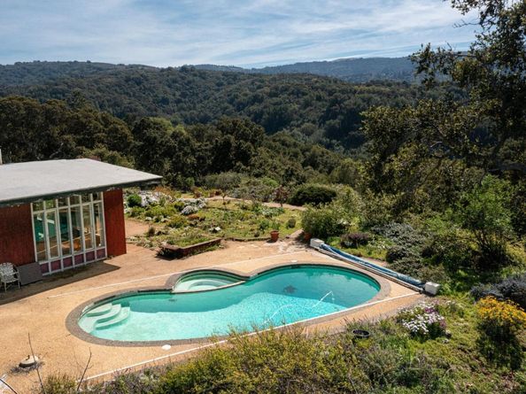 640 Los Trancos Road, Palo Alto CA 94304