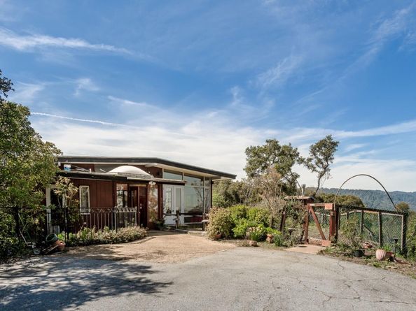 640 Los Trancos Road, Palo Alto CA 94304
