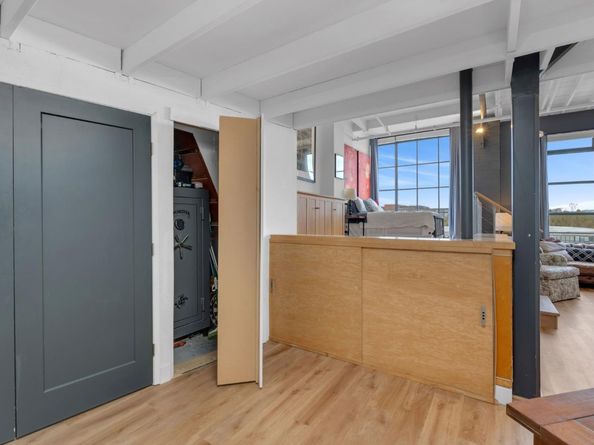 4053 Harlan Street 311, Emeryville CA 94608