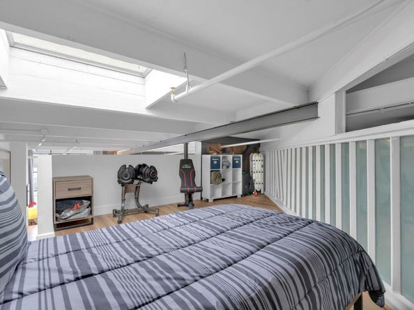 4053 Harlan Street 311, Emeryville CA 94608