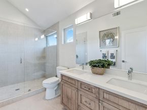 16 Hillview Avenue, Redwood City CA 94062