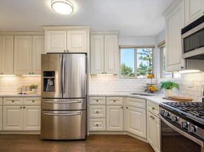 12 CRANFIELD Avenue, San Carlos CA 94070