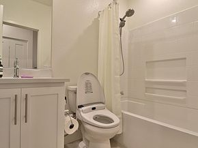 9960 Seawind Way, Newark CA 94560