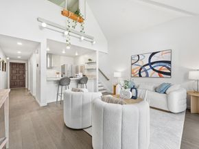 4151 El Camino Way M, Palo Alto CA 94306