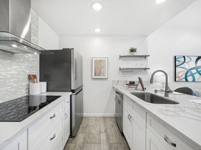 4151 El Camino Way M, Palo Alto CA 94306