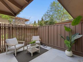 236 E Red Oak Drive B, Sunnyvale CA 94086