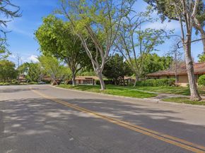 236 E Red Oak Drive B, Sunnyvale CA 94086