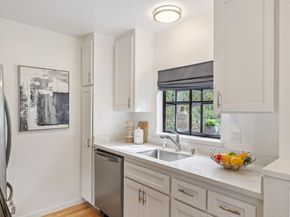 905 W Middlefield Road 917, Mountain View CA 94043