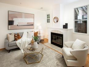 426 Hillwood Court 303, Mountain View CA 94040