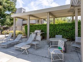 10 Mansion Court 713, Menlo Park CA 94025