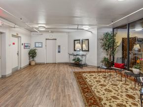 10 Mansion Court 713, Menlo Park CA 94025