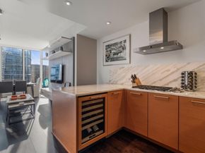 301 Mission Street 36F, San Francisco CA 94105