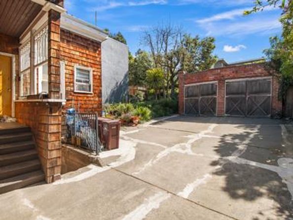 Jayne, Oakland CA 94610