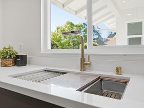 10910 Glen Artney Street, Oakland CA 94605