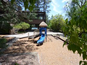 3366 Brittan Avenue 15, San Carlos CA 94070