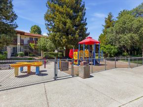 479 Costa Mesa Terrace B, Sunnyvale CA 94085