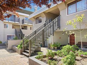 4151 El Camino Way M, Palo Alto CA 94306