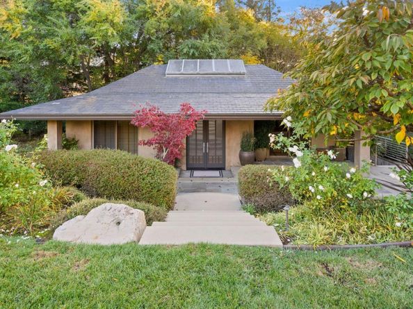 26140 Rancho Manuella Lane, Los Altos Hills CA 94022