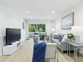 2452 W Bayshore Road Unit 6, Palo Alto CA 94303