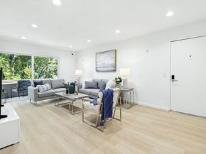 2452 W Bayshore Road Unit 6, Palo Alto CA 94303