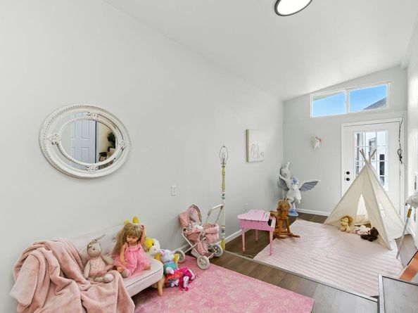 230 Rhine Street, San Francisco CA 94112