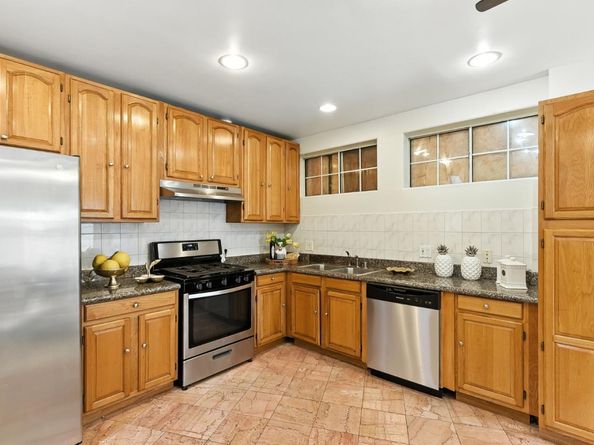 230 Rhine Street, San Francisco CA 94112