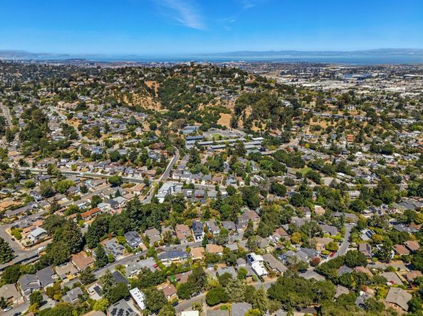 2235 Carmelita Drive, San Carlos CA 94070