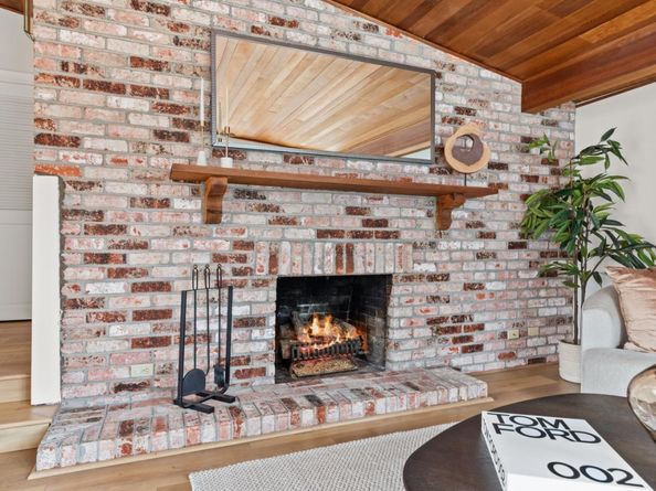 4163 Park Boulevard, Palo Alto CA 94306