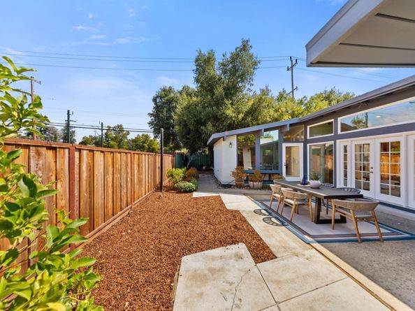 4163 Park Boulevard, Palo Alto CA 94306