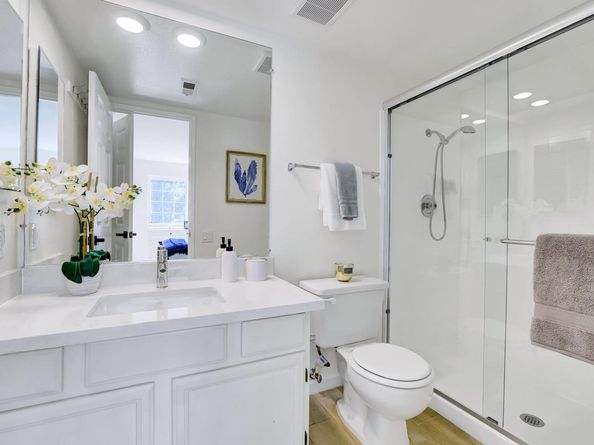 442 Costa Mesa Terrace D, Sunnyvale CA 94085