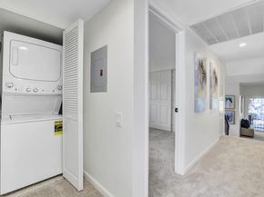 442 Costa Mesa Terrace D, Sunnyvale CA 94085
