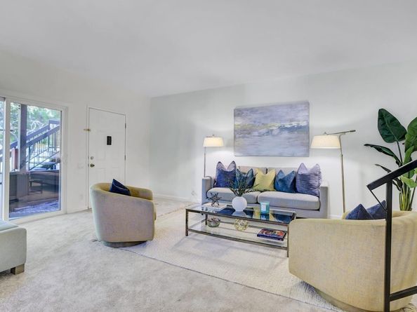 442 Costa Mesa Terrace D, Sunnyvale CA 94085